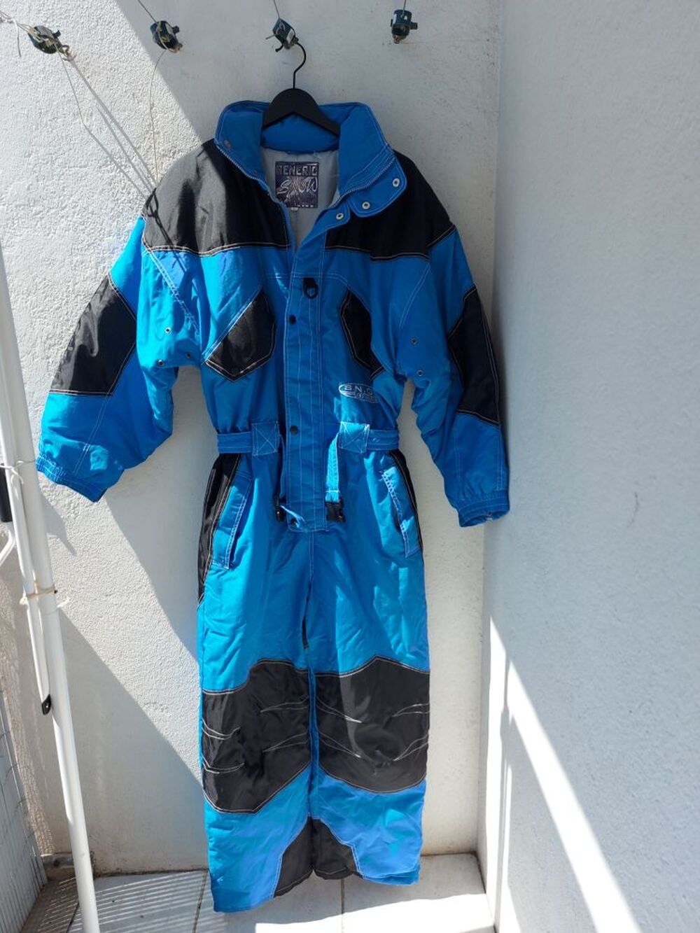 COMBINAISONS DE SKI Vêtements