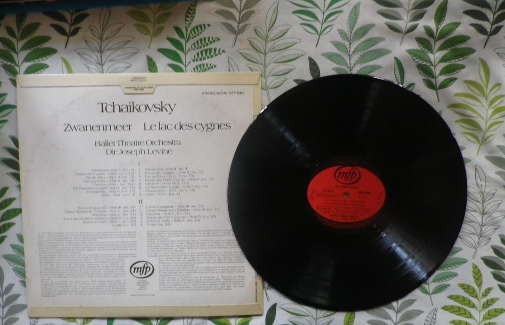 TCHAIKOWSKY Le lac des cygnes Vynil 33T CD et vinyles