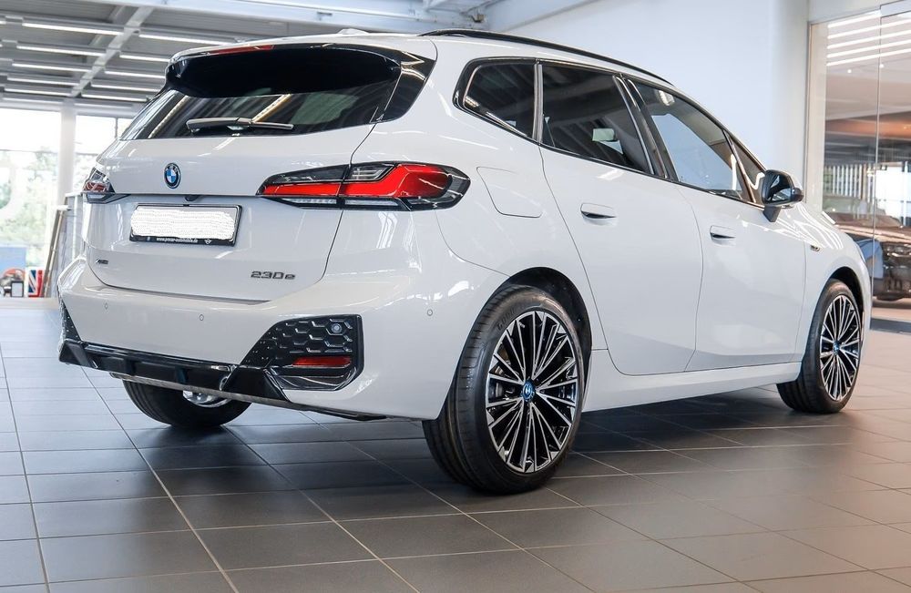 Serie 2 Active Tourer 230e xDrive 326 ch DKG7 M Sport 2023 occasion 38440 Saint-Jean-de-Bournay