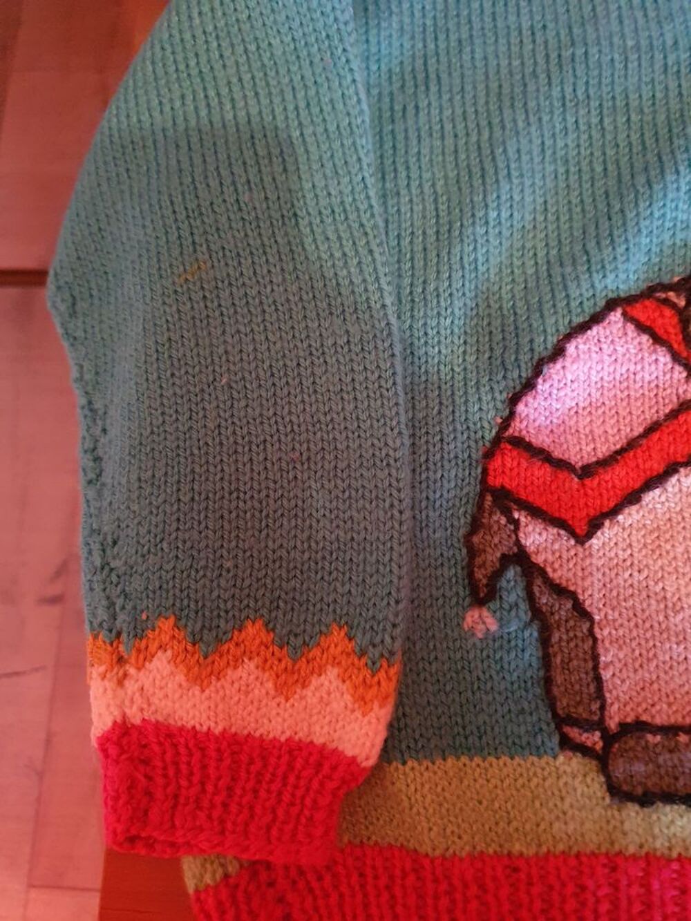 
PULL 3 ANS ELEPHANT TRICOTE MAIN NEUF
Vêtements enfants