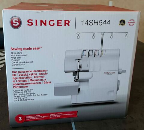 Surjeteuse singer 14SH644 300 Mâcon (71)