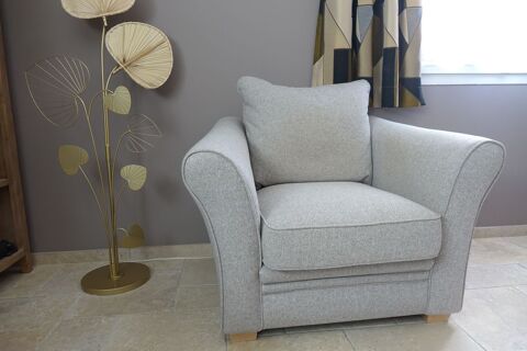 Deux fauteuils contemporains neufs 250 Chtenoy-le-Royal (71)