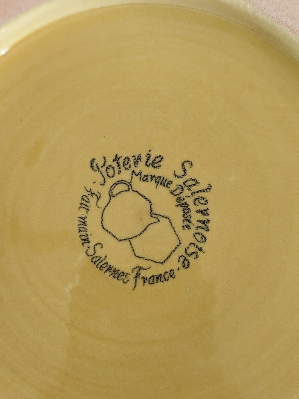 Vase jaune Les poteries de Salernes Décoration
