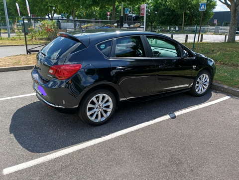 Opel astra 1.4 Twinport 100 ch Edition