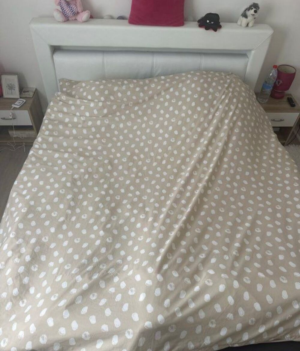 Lit en cuir blanc Meubles