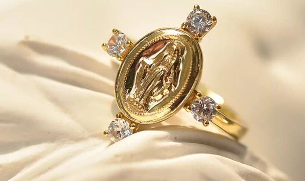 Bague icone Bijoux et montres