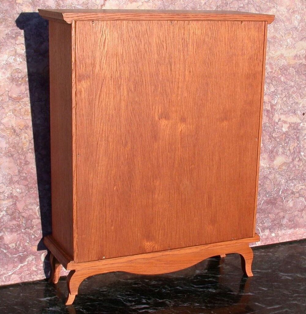 Petit meuble en bois ch&ecirc;ne massif : armoire &agrave; jouets Meubles