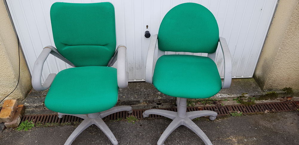 si&egrave;ges de bureau de la marque Henri Li&egrave;re Meubles