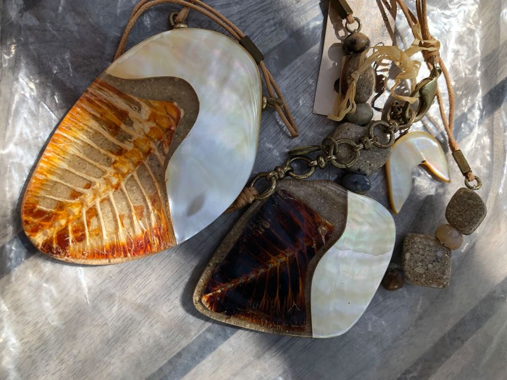 LOT DE BIJOUX COQUILLAGE MARQUE &quot;NATURE&quot; Bijoux et montres