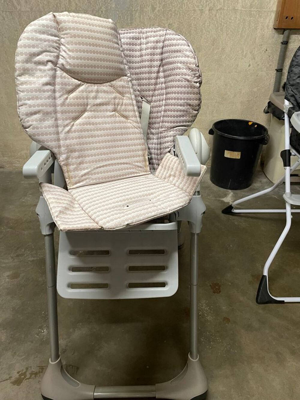 Chaise haute Mobilier enfants