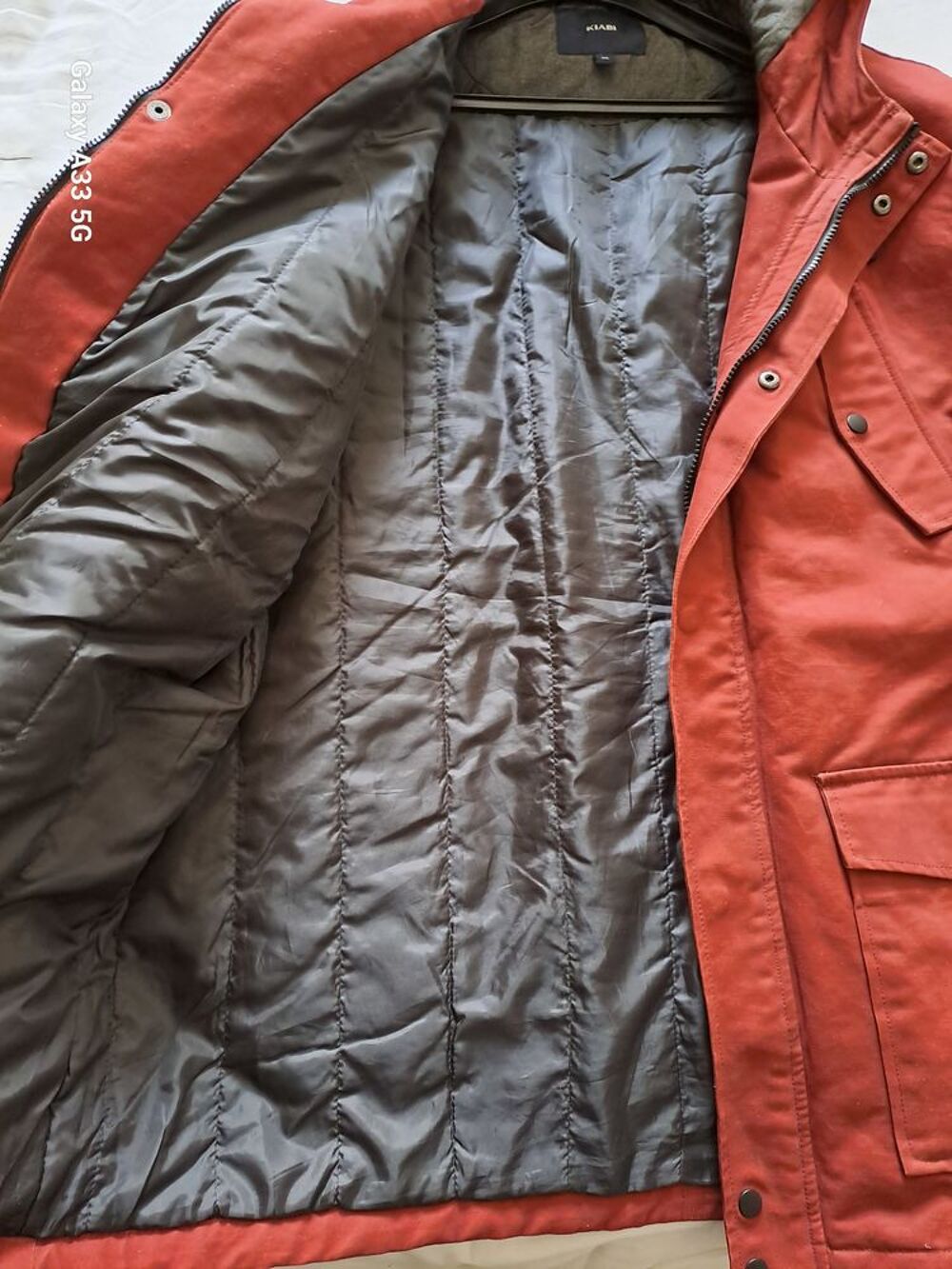 Doudoune bordeaux, taille 3xl, manches longues. Vêtements