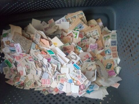 Gros lot de timbres 0 Marseille 4 (13)