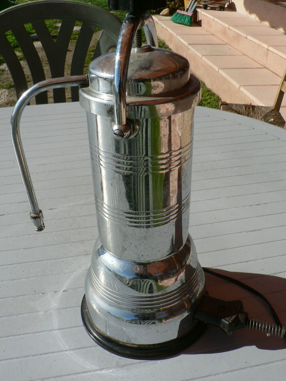 cafeti&egrave;re &eacute;lectrique ancienne Décoration