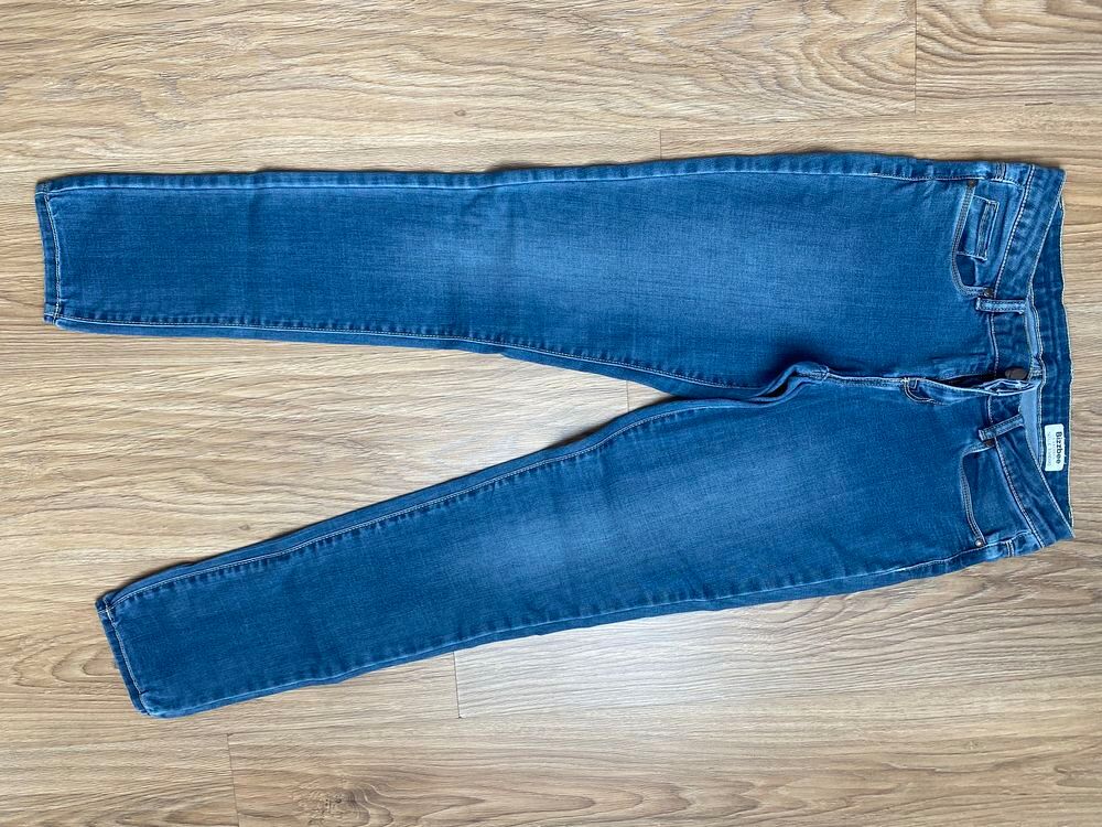 lot 2 jeans bizzbee en 40 Vêtements