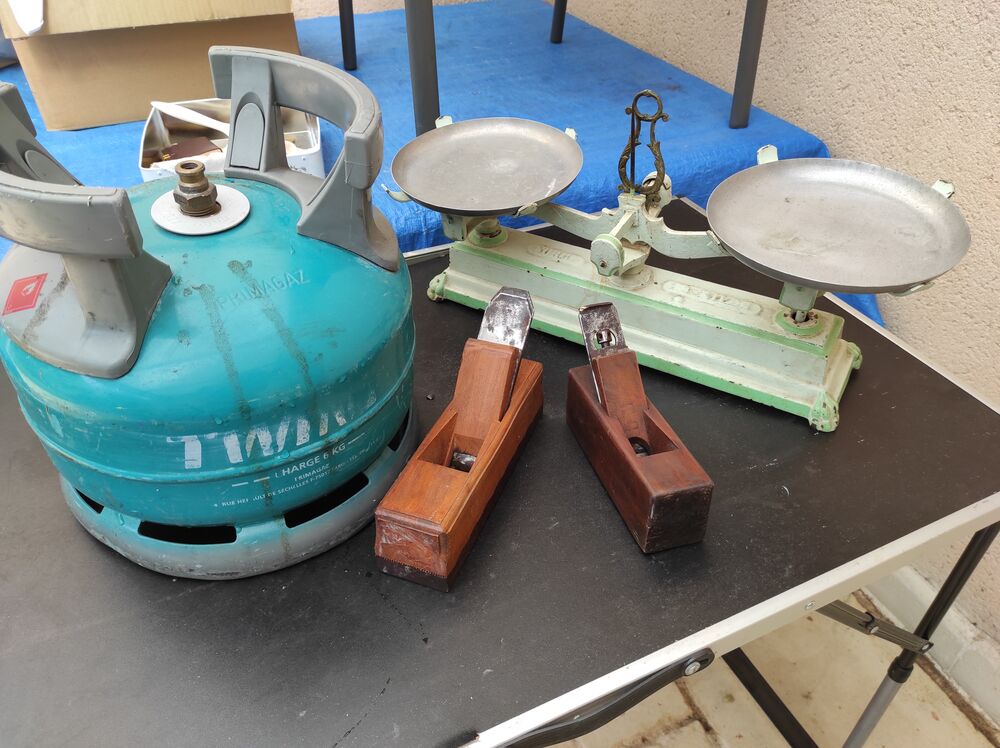 bouteille gaz vide twiny butane 6kg balance lot rabots
Cuisine