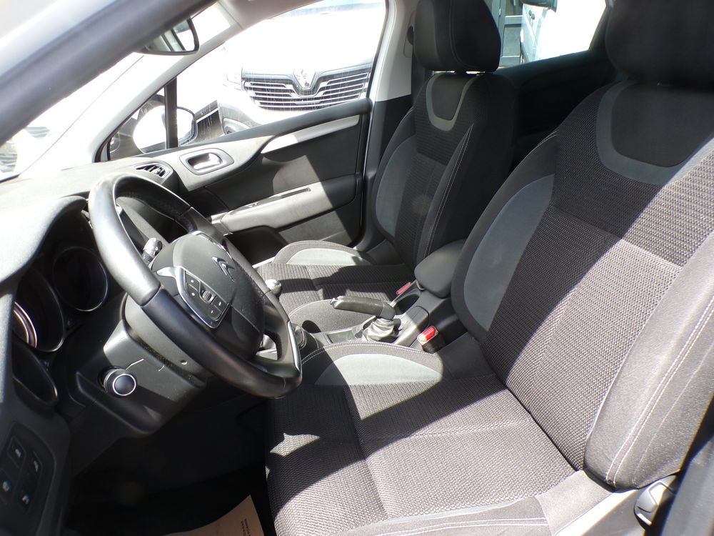 C4 BlueHDi 100 BVM Feel 2015 occasion 42300 Roanne