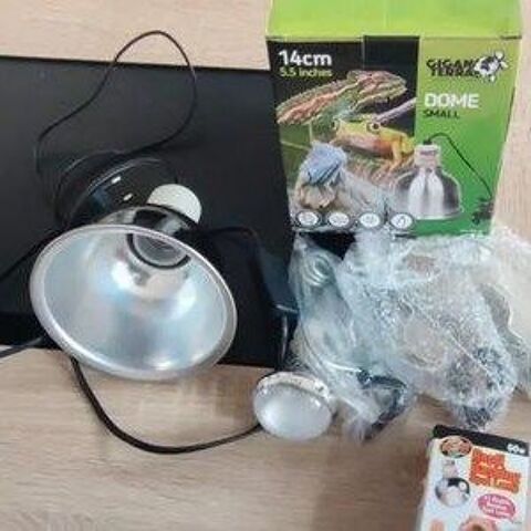 Lampe ampoule UVA 35% et pince avec pot 20 80000 Amiens