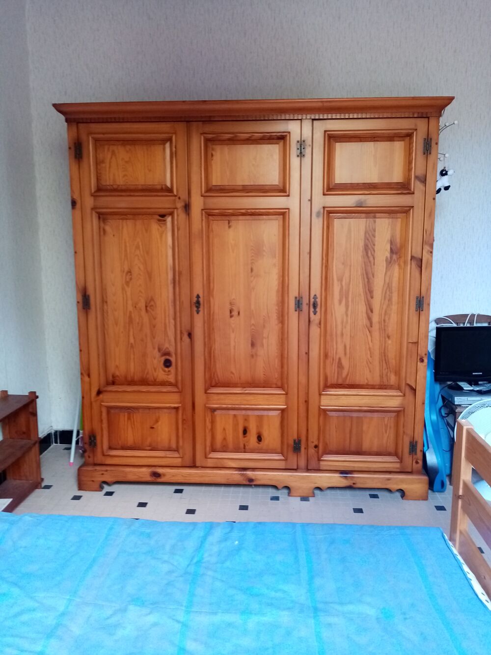 Armoire bois Meubles
