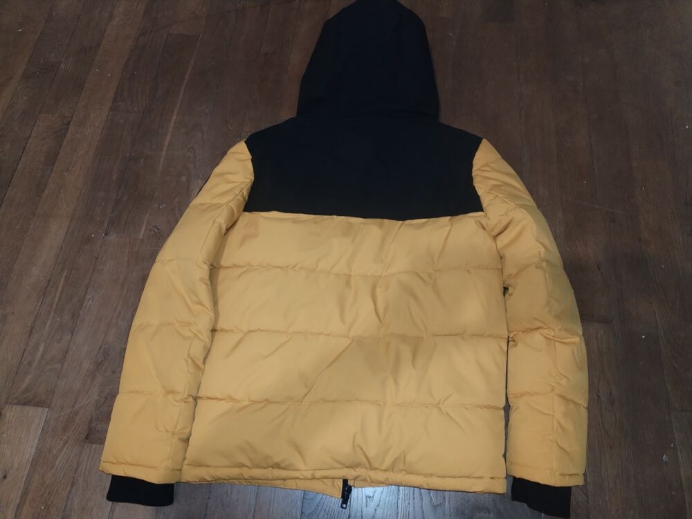 Doudoune CREEKS (taille M) Vêtements