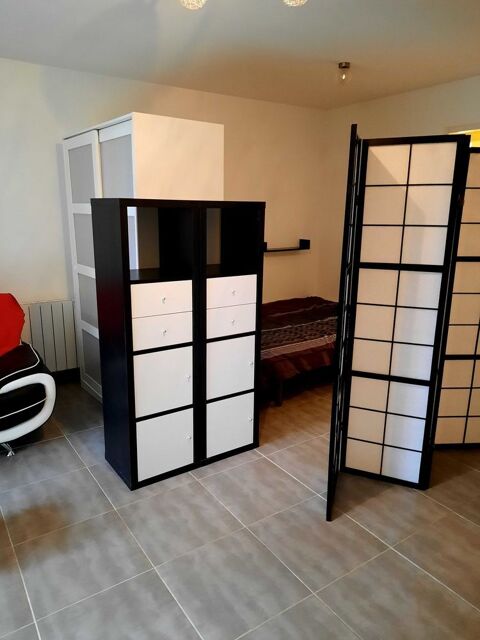  Appartement  louer 1 pice 32 m Montpellier