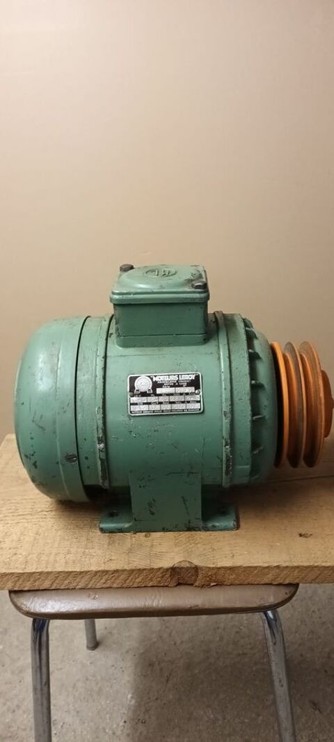 Moteur �lectrique LEROY triphas� 900tr 1.5 CV 80 Tournefeuille (31)