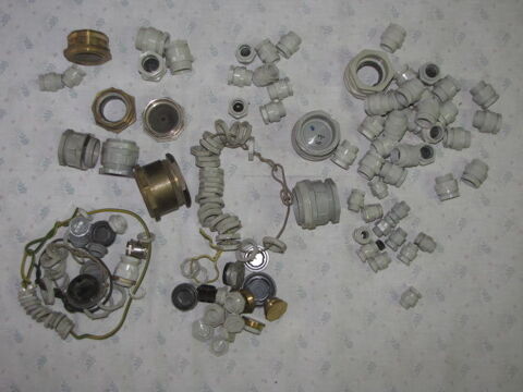 Lot de Presse-�toupes plastique et m�tal 10 Gap (05)