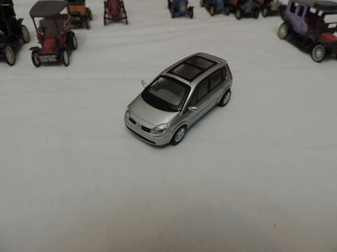 ALTAYA - RENAULT SCENIC - Echelle : 1/43 me. 10 Albi (81)