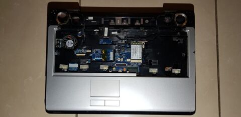 Plasturgie haute et basse Toshiba P200 et carte mre HS 20 Fournet-Blancheroche (25)