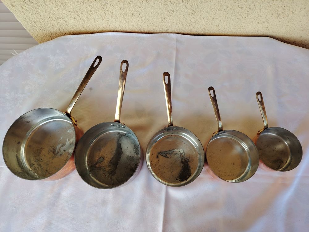 Casseroles en cuivre
Décoration