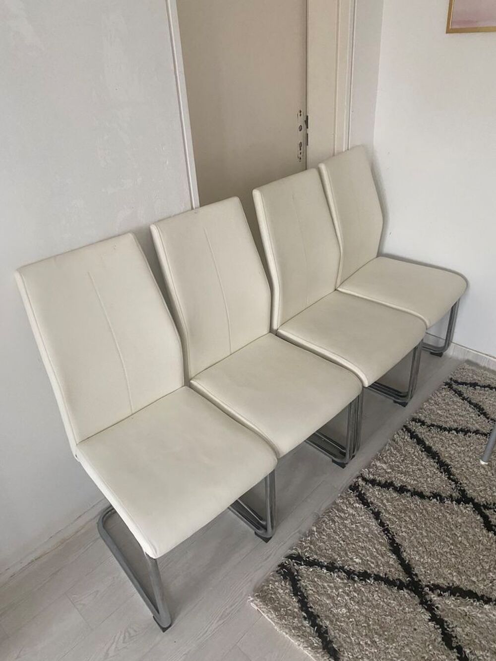 lot de 4 chaises Meubles