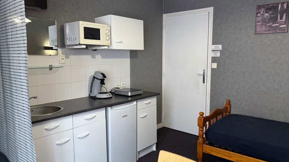 Location Chambre CHAMBRE MEUBLEE 15m2, pour ETUDIANTE. Saint-nazaire