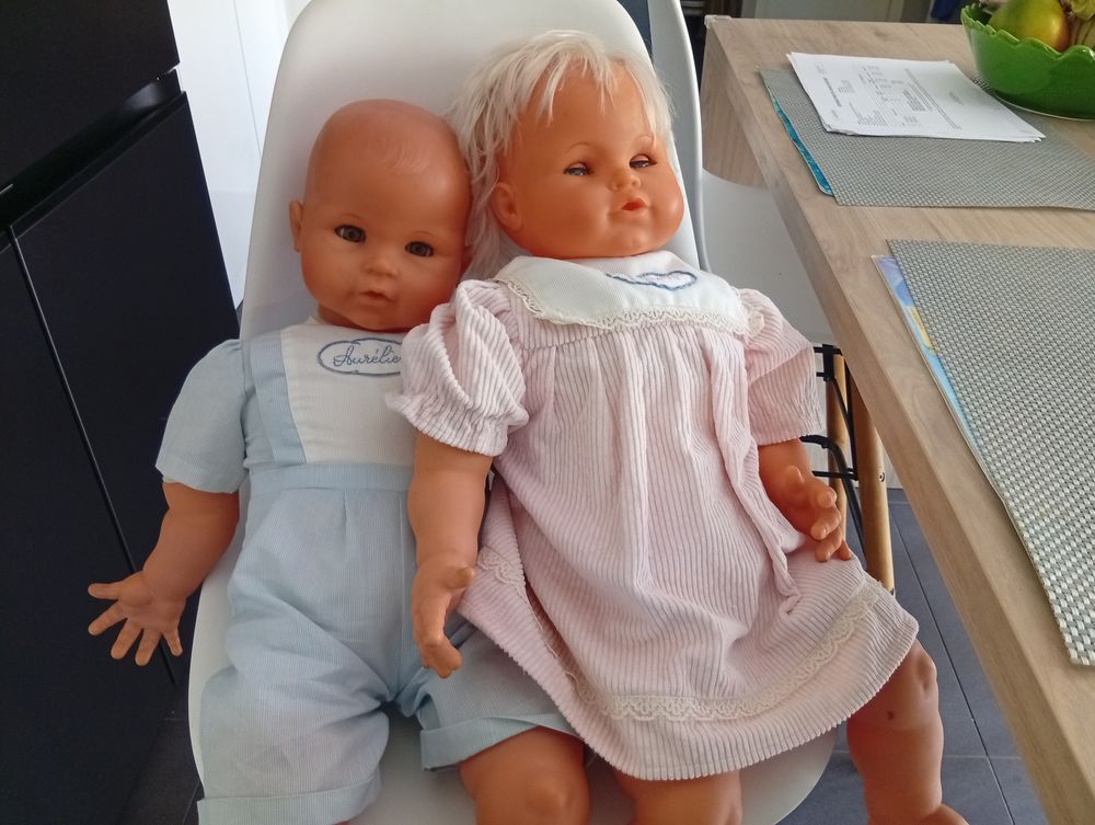 Lot de 5 poup&eacute;es Bella 