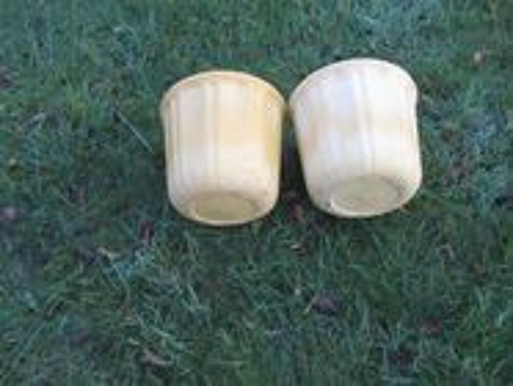 Deux pots avec r&eacute;serve d'eau coloris jaune Jardin