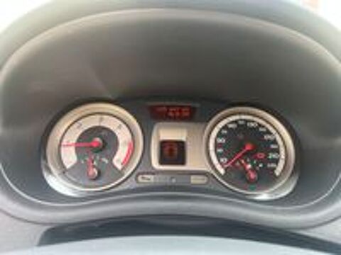 Clio III Clio 1.5 dCi 85 eco2 Privil&egrave;ge 2008 occasion 77170 Brie-Comte-Robert