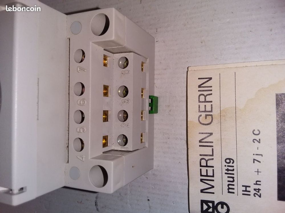 MERLIN GERIN 15366 multi9 24h+7j+2c NEUF Bricolage