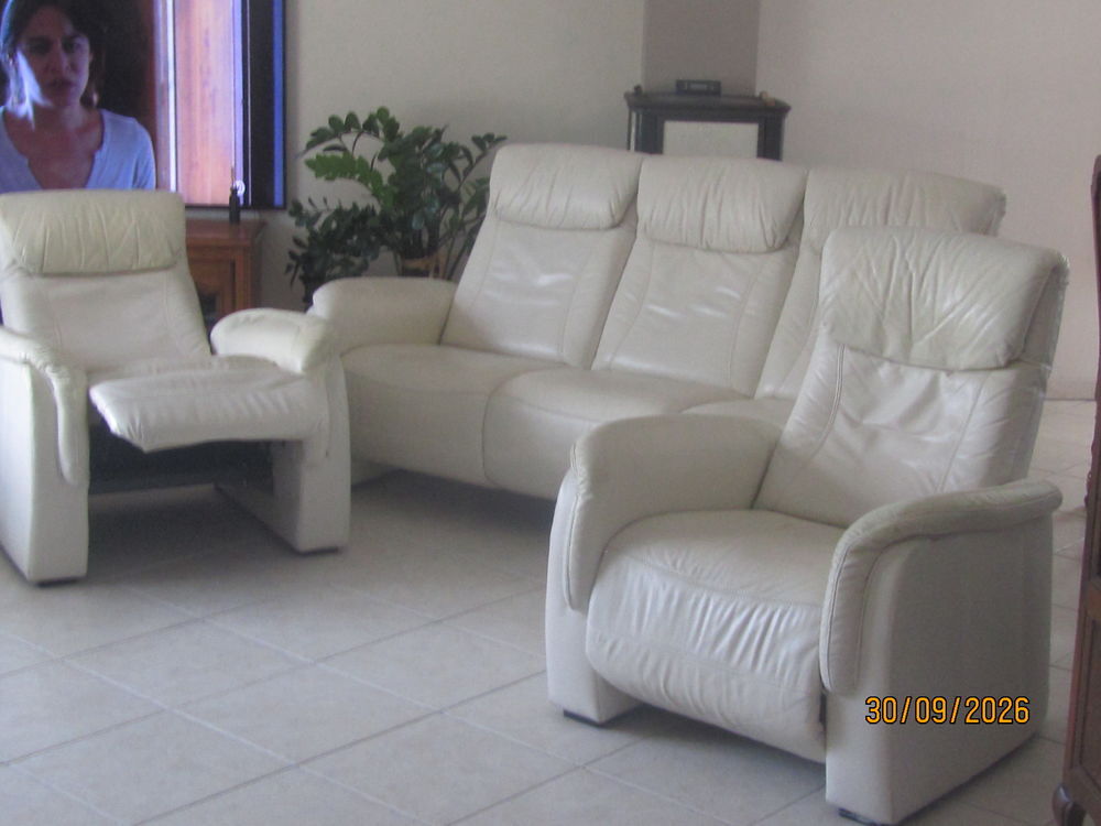 Salon complet avec table Meubles