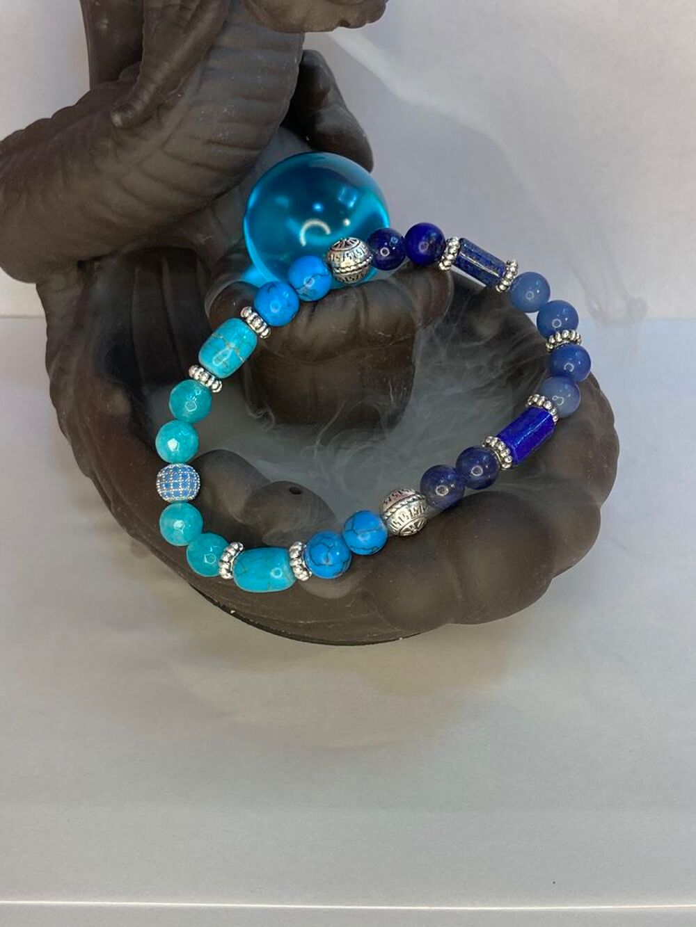 Bracelet en v&eacute;ritable pierres semi-pr&eacute;cieuses Bracelet Bleu Bijoux et montres