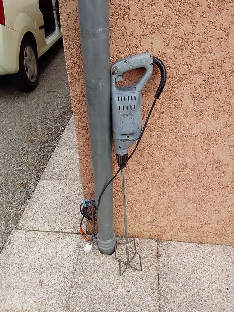 Malaxeur ancien marque silex 80 Auzat-la-Combelle (63)