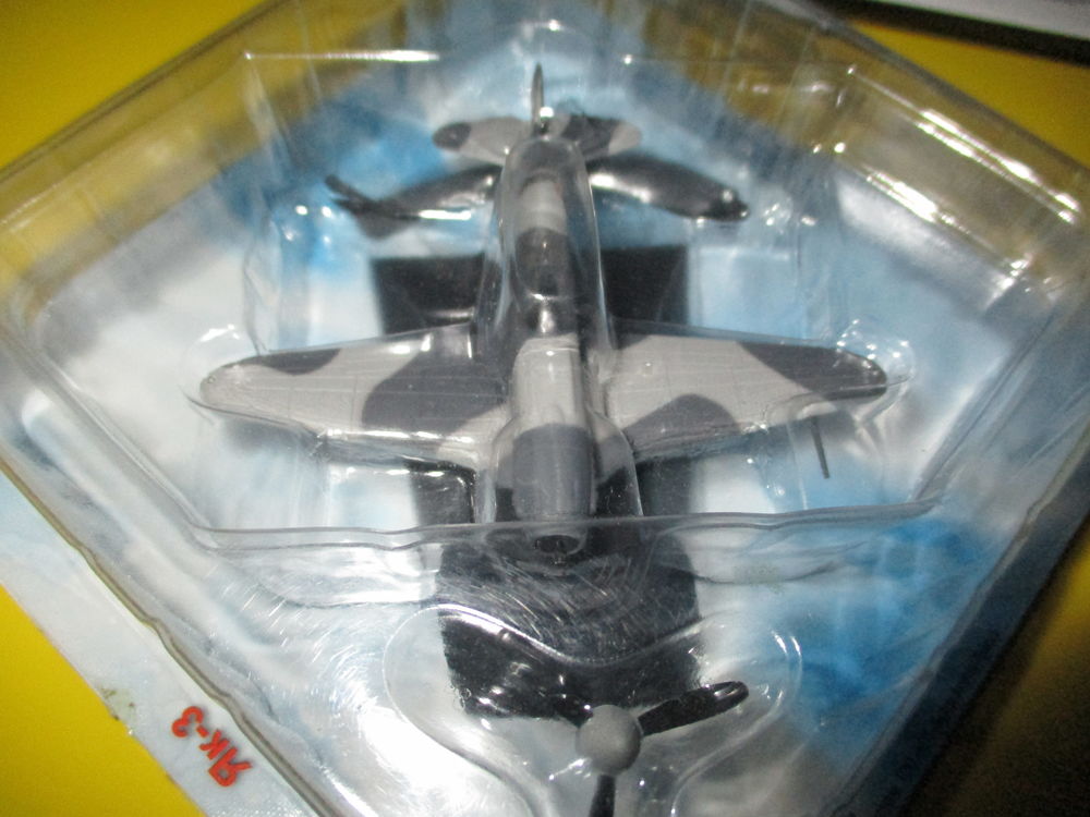 avion chasseur warbird russe neuf avion maquette Jeux / jouets