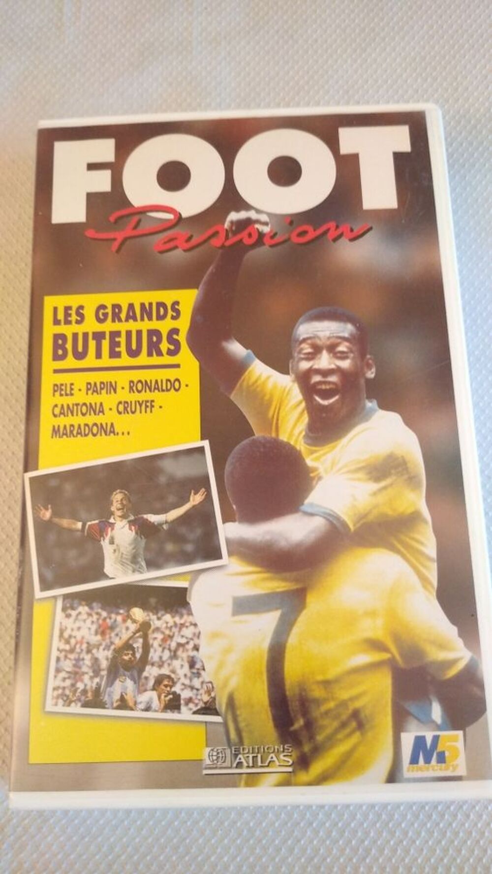 cassette le grands buteurs . faire offre CD et vinyles