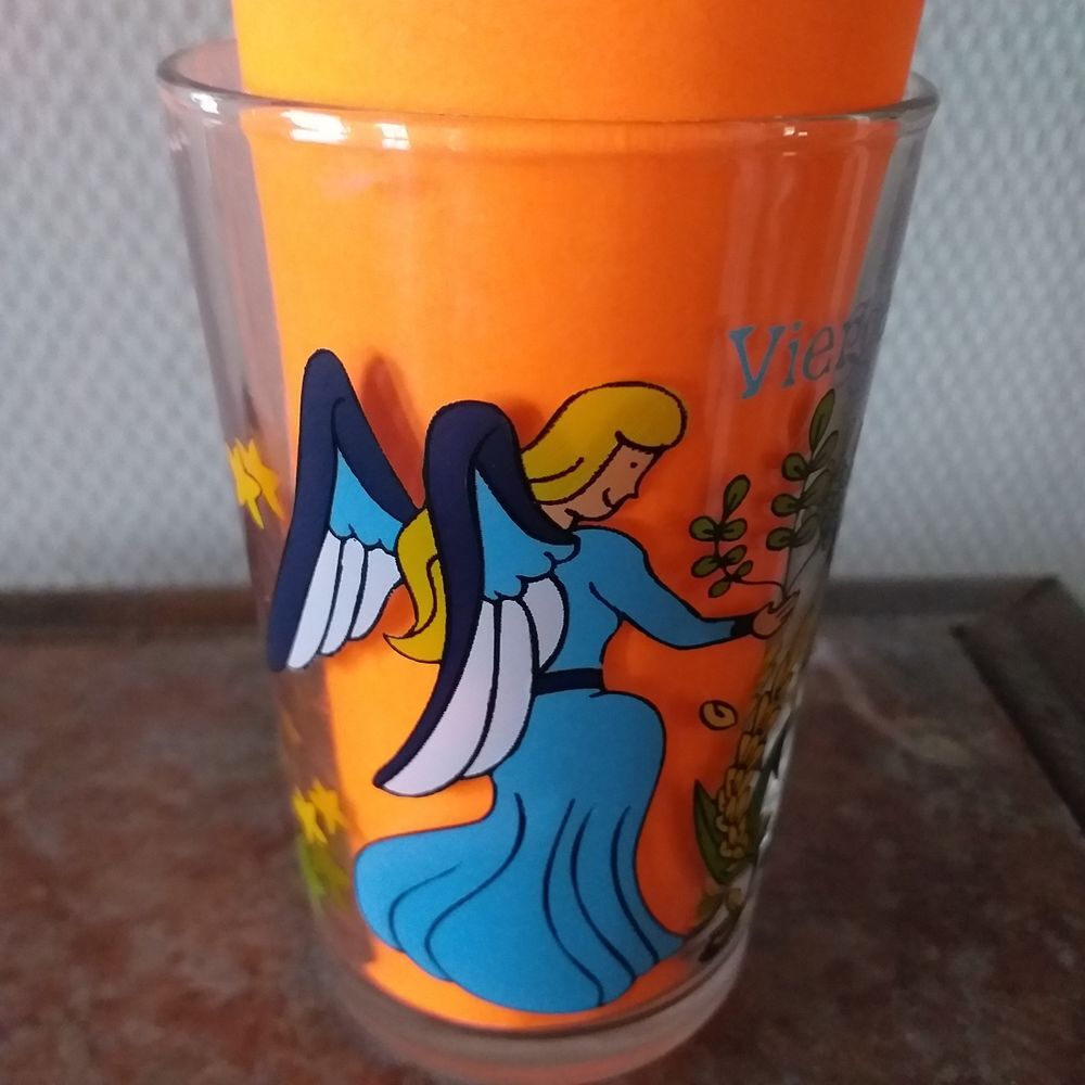 VERRE de collection, signes du zodiaque, horoscope : VIERGE 