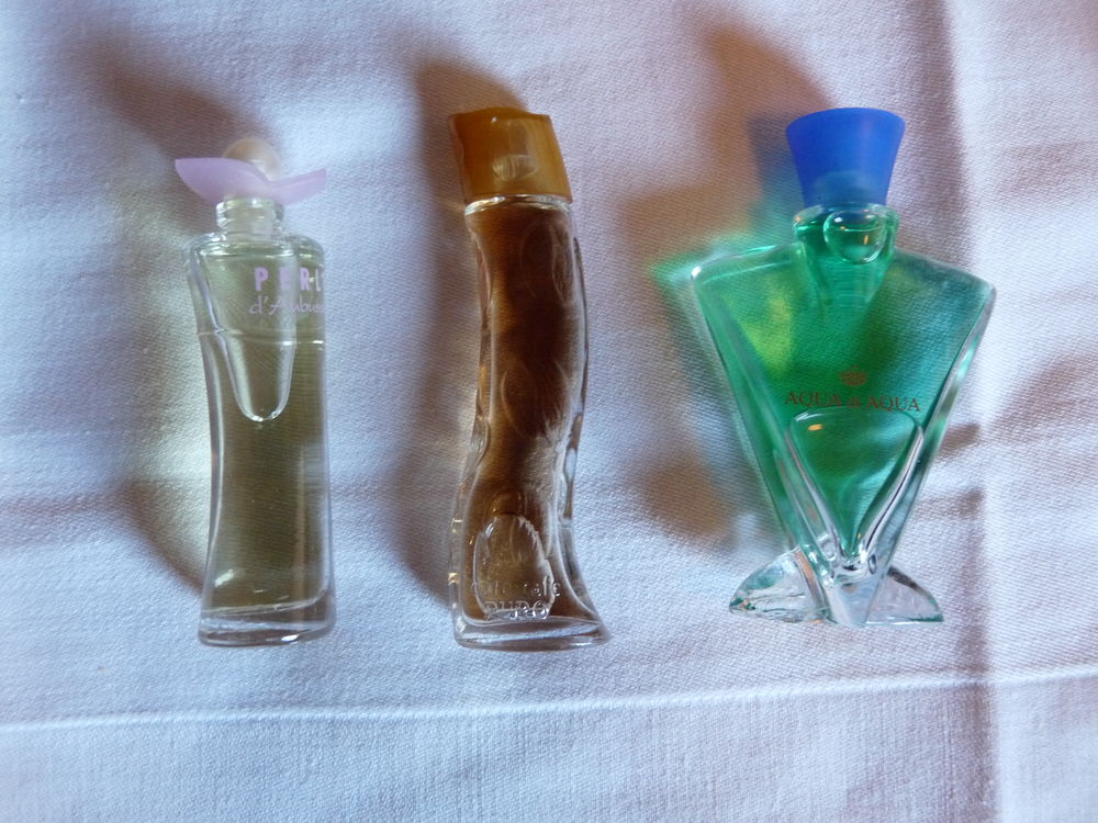 Flacons de parfums miniatures 