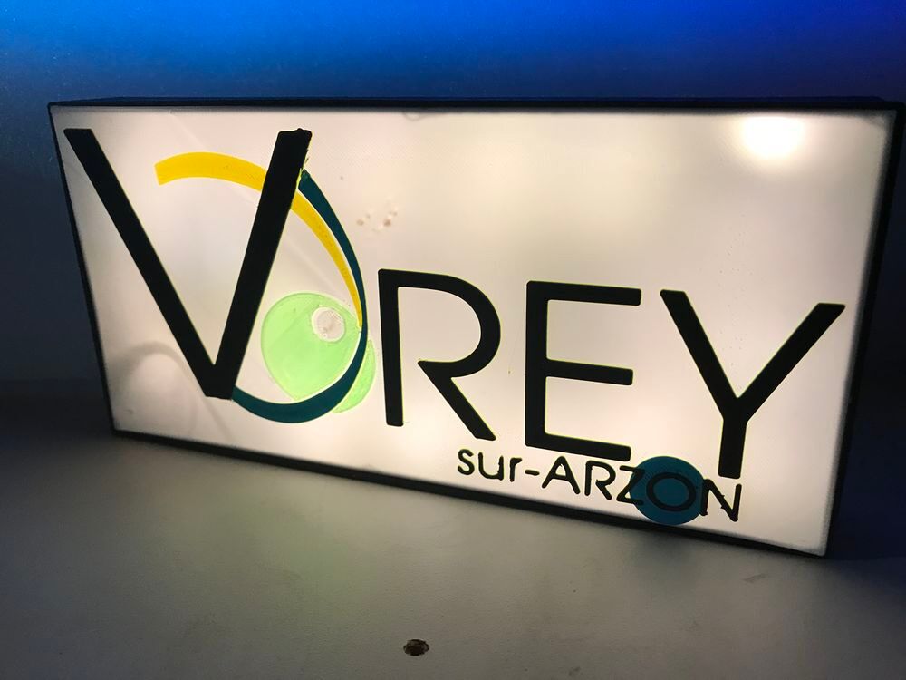 Lampe logo VOREY haute loire &eacute;clairage led &agrave; piles Décoration