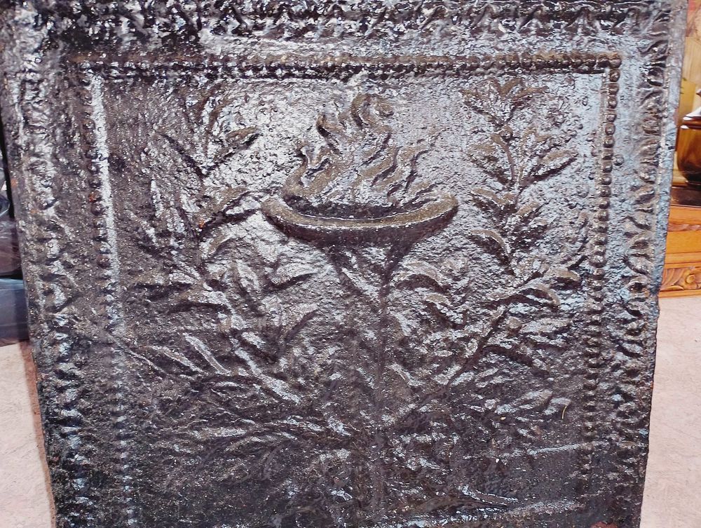plaque cheminee fonte Décoration