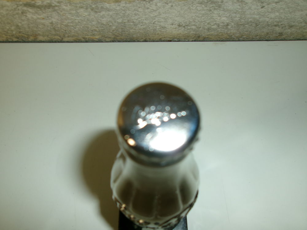 Troph&eacute;e Bouteille Coca Cola en m&eacute;tal argent&eacute; neuf 