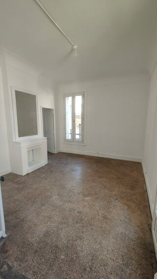  Appartement à louer 4 pièces 110 m²