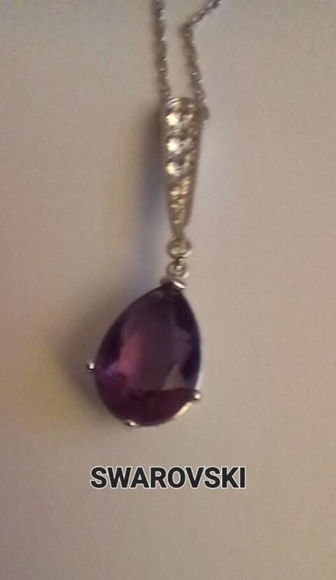Collier de marque SWAROVSKI 70 Nogent-sur-Marne (94)