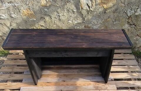TABLE BASSE OU BANC STYLE INDUSTRIEL . 0 �pernay (51)