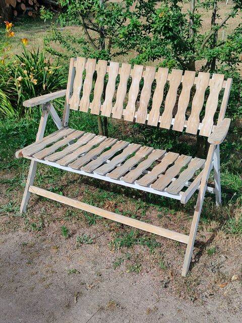 Banc de jardin très original 95 Avermes (03)