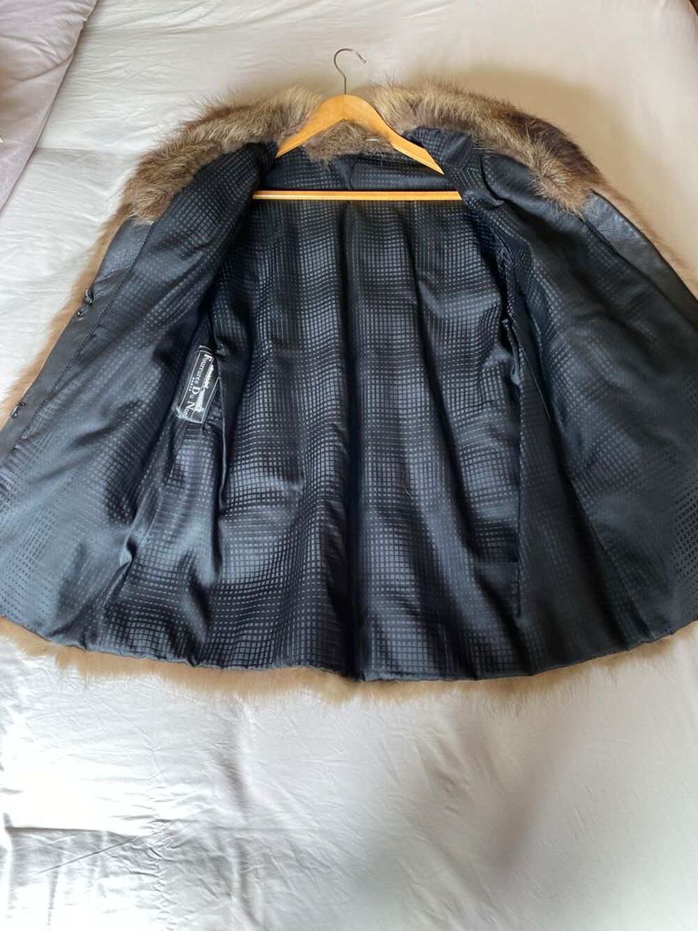 Manteau court fourrure Vêtements